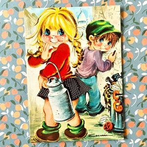 Ongebruikte vintage ansichtkaart Big Eyed Girl y Boy Escarra