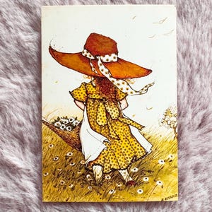 Unused Vintage Holly Hobbie Postcard MUVA 80s Girl with Flowers Free Worldwide Shipping