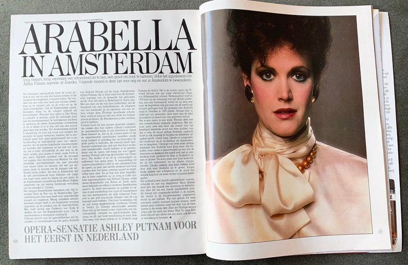 Vintage Dutch Avenue Magazine Februari 1983 Fashion 130 Pages image 7