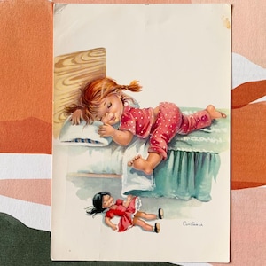 Cartolina d'epoca usata Ragazza carina che dorme con bambola di Constanza Spagna anni '60