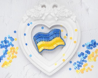 Ukrainian flag Beaded Brooch Kit / DIY Embroidery Kit / Handmade Jewelry Making / Beadwork Gift