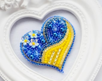 Ukrainian Heart Beaded Brooch Kit / DIY Embroidery Kit / Handmade Jewelry Making / Beadwork Gift