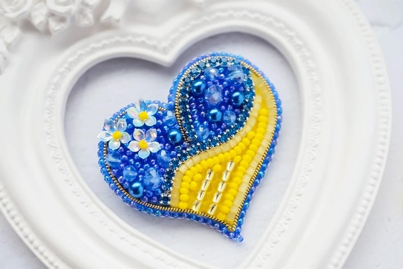 Beaded Brooch Kit 'Ukrainian heart', DIY Jewelry Making, Bead Embroidery Craft Kit