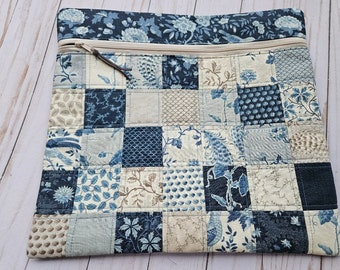 Sac à projet patchwork matelassé au point de croix « Bleu de France » par French General