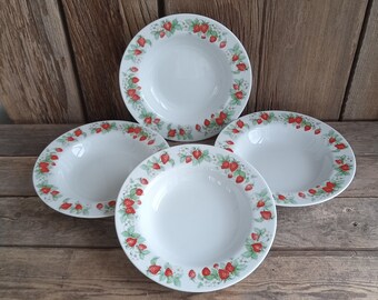 Christopher Stuart Berry Orchard Strawberries Four Vintage 8" Rim Soup Bowls Discontinued Pattern Replacement Boho Farmhouse Kitchen