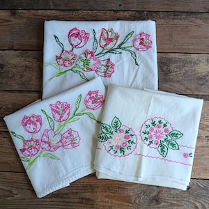 3 Vintage Embroidered Pillowcases Flowers Granny Core Farmhouse Bedding Linens