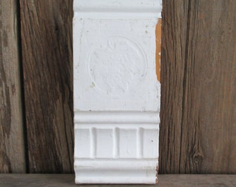 White Chippy Wood Plinth Block Grapes Architectural Salvage Distressed Vintage Painted Woodwork Farmhouse