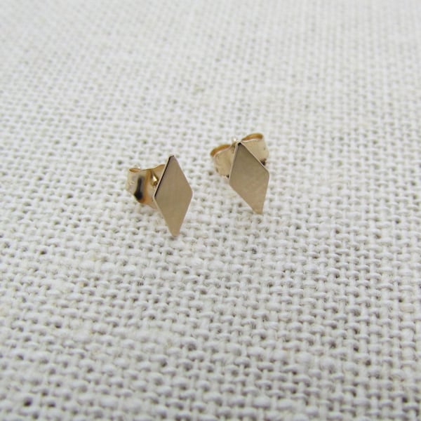 14K Diamond Shape Studs • Rhombus Shaped Studs • Rhombus Earrings •  Minimalist Geometric Stud Earrings • 1 PAIR