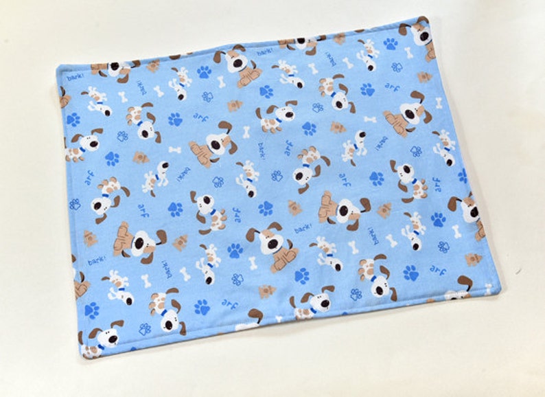 Place Mat Pet Crate Mat Pad Supplies Waterproof Dog Puppy Food Mat Gifts For Pet Gift
