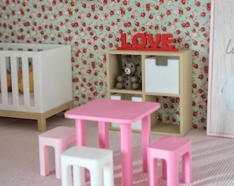 Miniature little table and chair, 1:12th scale, miniatures furniture and accessories, doollhouse decoration