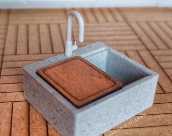 Miniature Kitchen Sink with Cutting Board, 1:12 Dollhouse Furniture