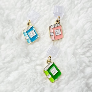 Colorful Books Kindle Charm | Kindle Charm | USB-C Dust Cover | Kindle Accessories | Bookish Gifts | Tech Accessories | Phone Charm