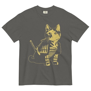 Samurai Cat Comfort Colors Tee: Vintage Japanese Warrior Graphic