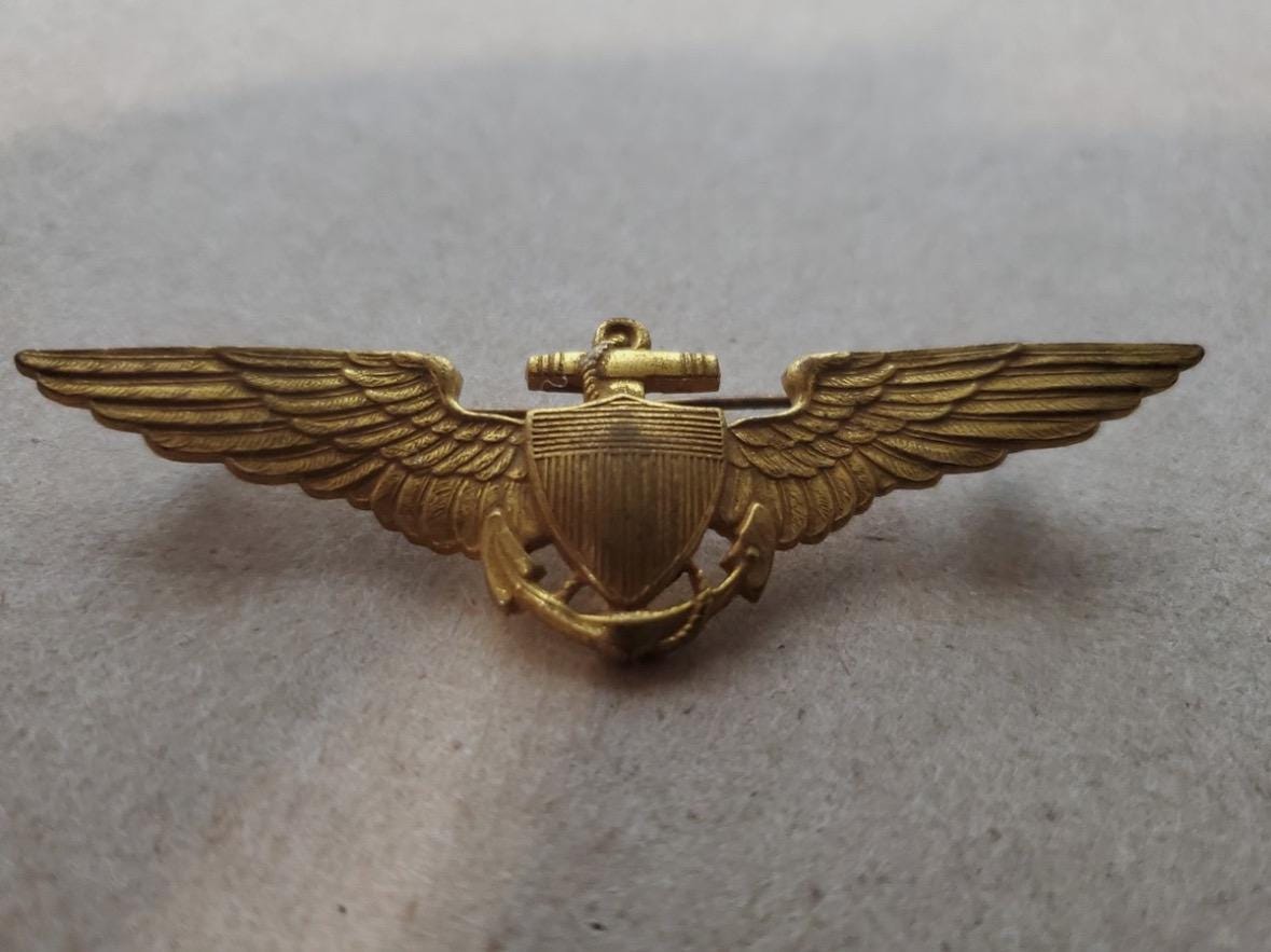 実物 アメリカ海軍 Aviator（パイロット）章 （トップガン