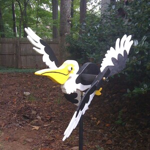 Pelican Whirligig image 2