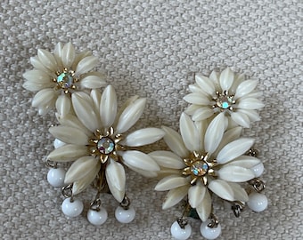 Oversized Coro Clip on Earrings White Plastic Flowers Rhinestones Bead Dangles