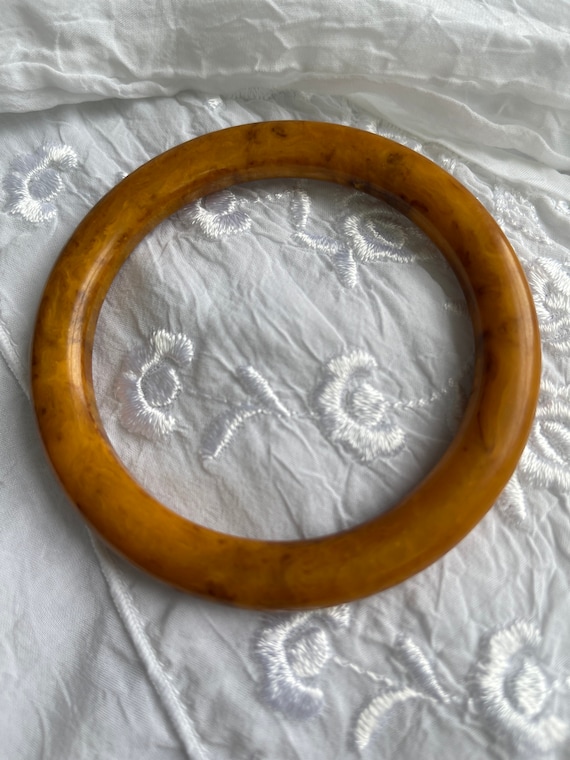 Butterscotch Bakelite Bangle Tubular Bracelet Mott