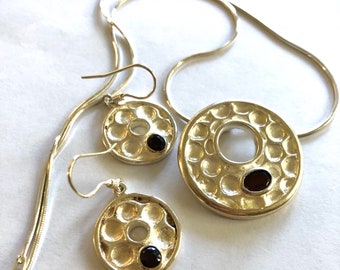 Modern Circle Donut Hole Pendant Necklace Earring Set Sterling Silver Garnet