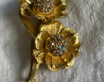 Double Flower Brooch Gold Tone Metal Aurora Borealis Rhinestone Centers