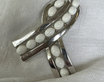 Trifari White  Studded Ribbon Brooch silver Tone Metal