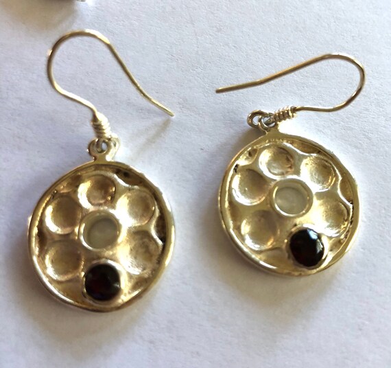Modern Circle Donut Hole Pendant Necklace Earring Set Sterling Silver Garnet View 4