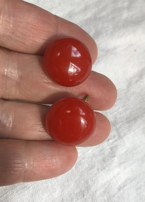 Cherry Red Bakelite Button Earrings Screw Back - image 5