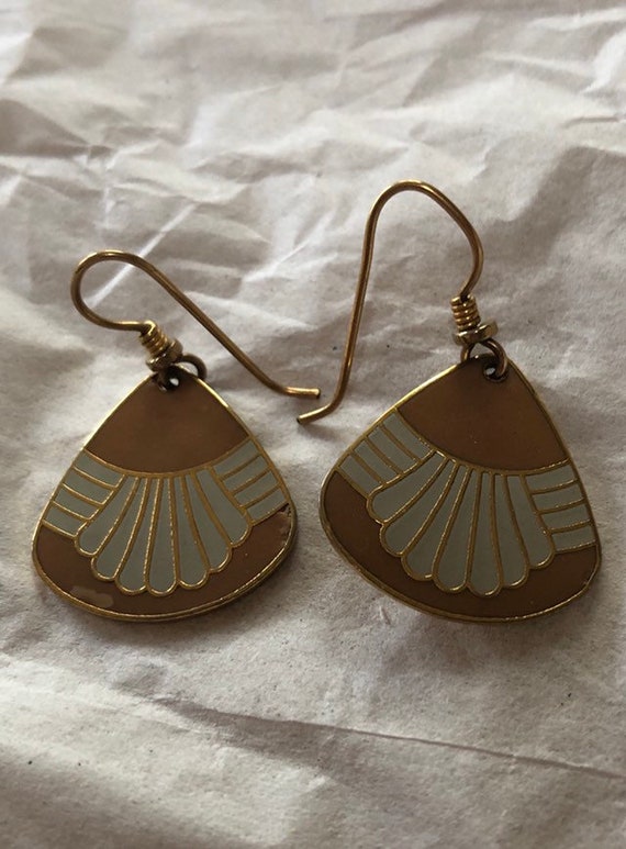 Laurel Burch Peach and Beige Fan Earrings - image 1