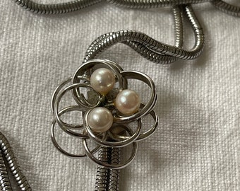 Vintage Adjustable Necklace Cultured Pearls Atomic Slider Necklace Snake Chain Silver Tone