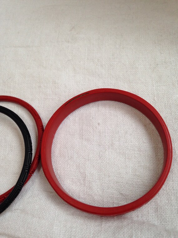Trio of Cinnabar Bangles Red and Black - image 3