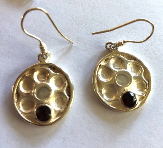 Modern Circle Donut Hole Pendant Necklace Earring Set Sterling Silver Garnet View 5