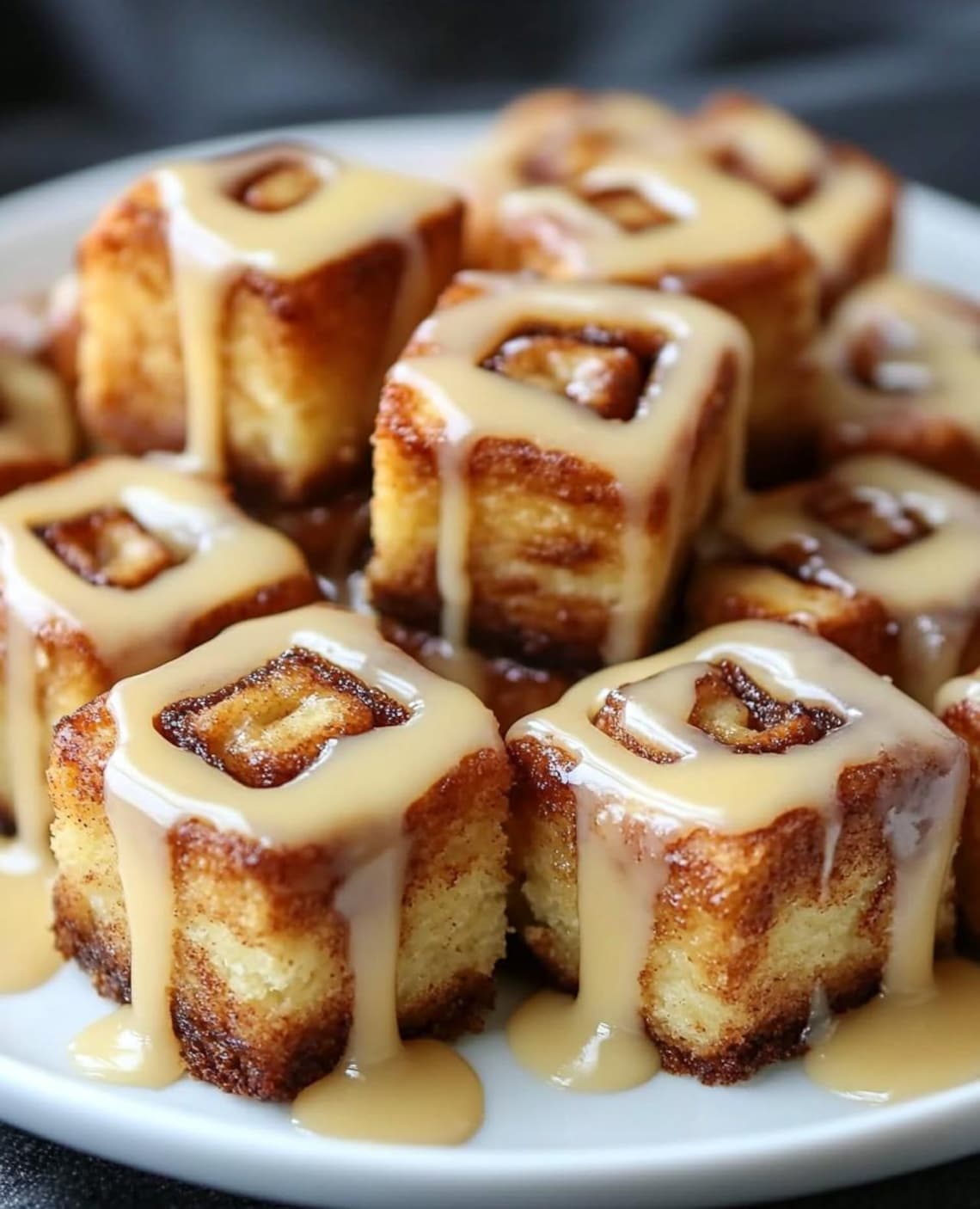 EASY RECIPE for Mini Cinnamon Roll Bites Recipe: Fast Caramel Glaze ...