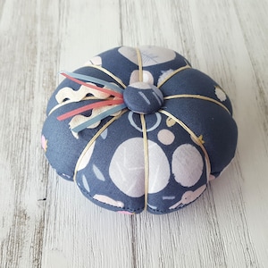Blue Pin Cushion - Sewing Needle Holder - Quilting Accessory - Needlecrafting