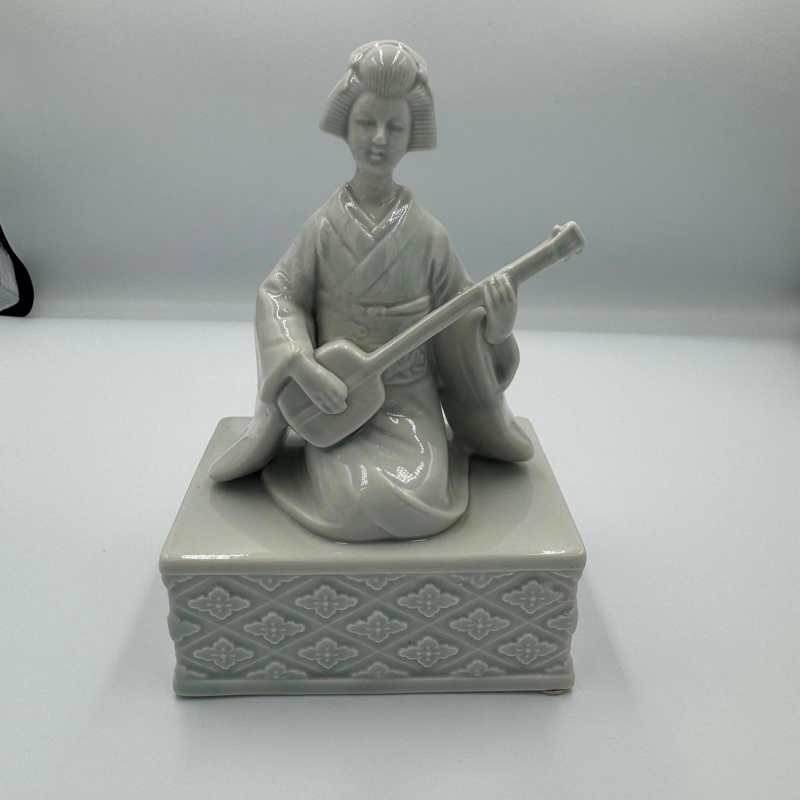 Geisha Music Box - Etsy
