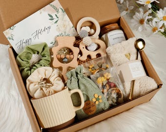 New Mom Gift Box, New Baby Gift, Pregnancy Care Package, Baby Girl Gift Box, Cozy Gift Basket for Friend