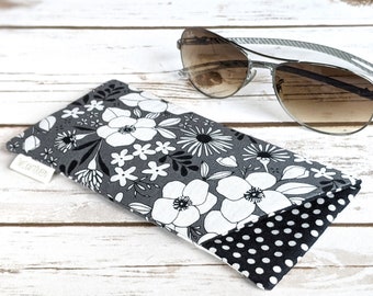 Eyeglass sunglass padded case in Moda Illustrations fabric, gray and white