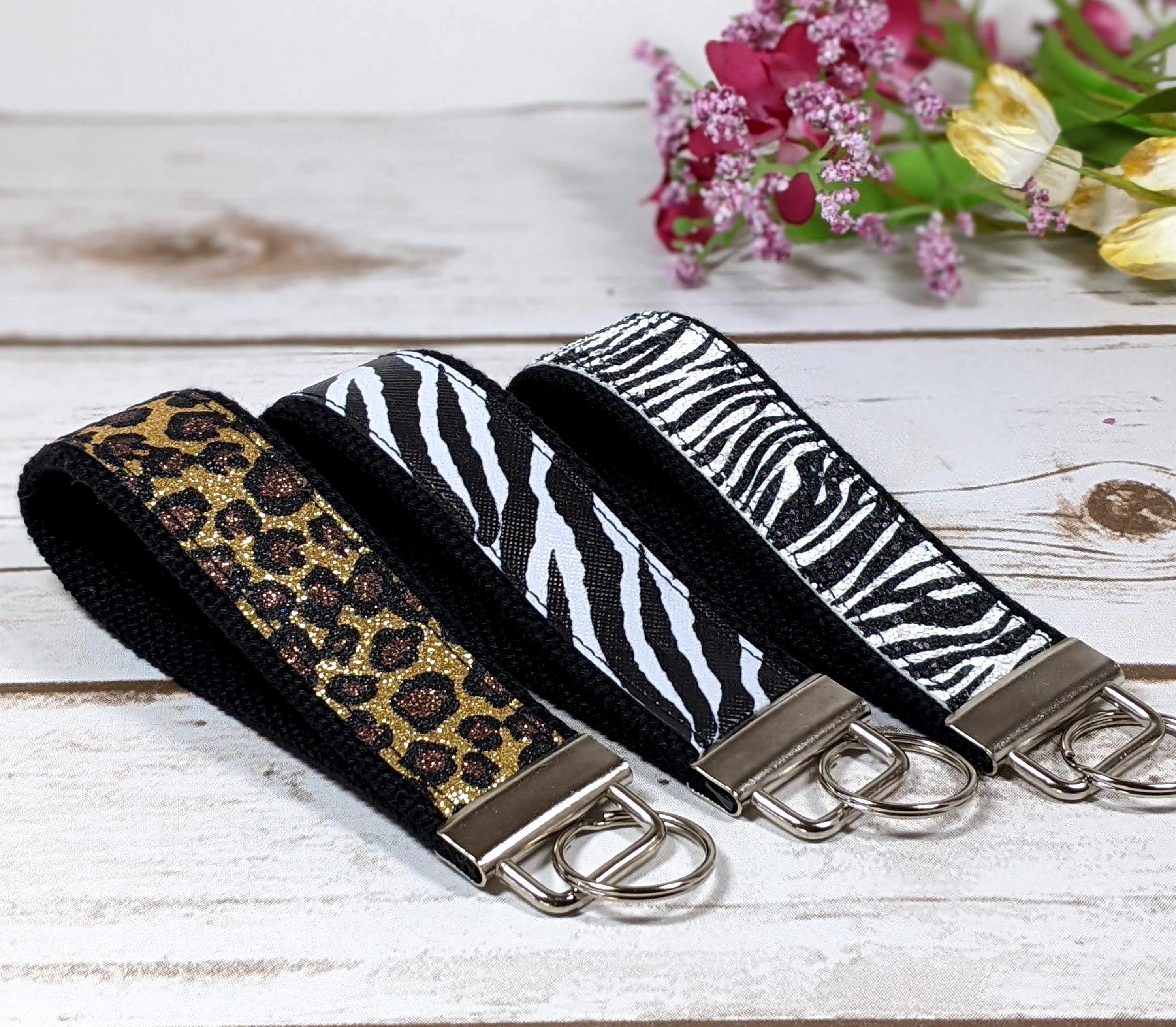 Amazon.com : Gray Zebra Animal Print Lanyard Key Chain Id