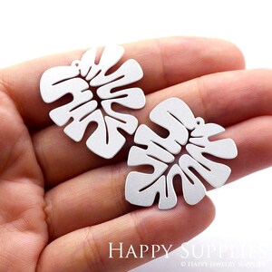 Leaves Stainless Steel Charms,  Leaves Pendants, Brass Findings, Necklace Pendants,  Earrings Charms, Jewelry Supplies (SSD698)