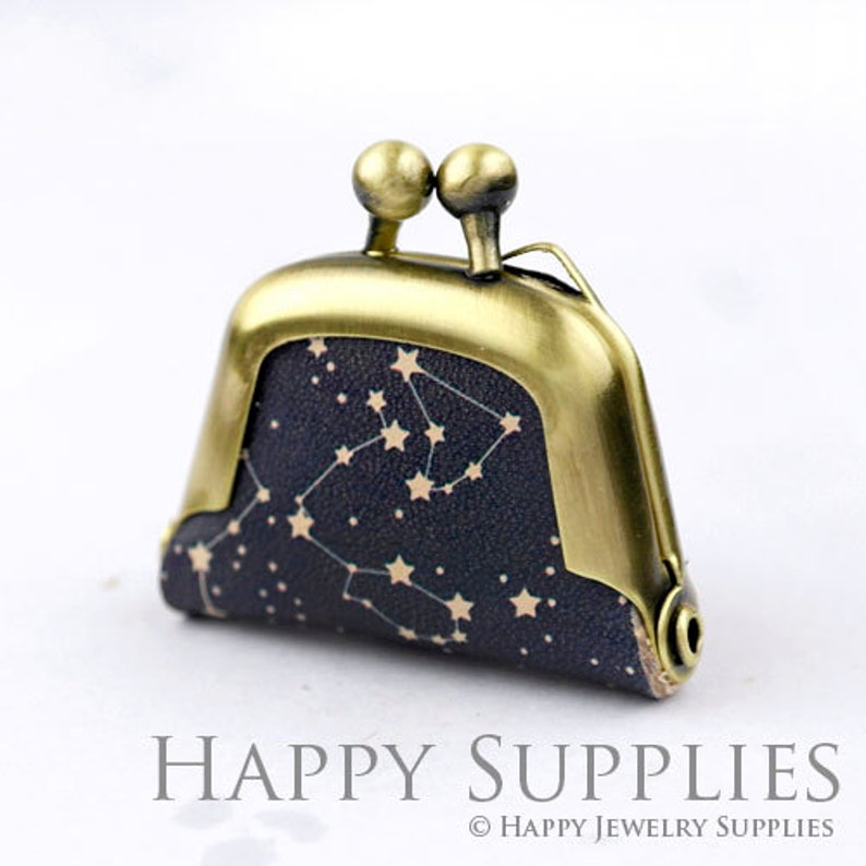 QB037 1pcs Handmade Tiny Antique Bronze Photo Leather Purse Pendant Charm