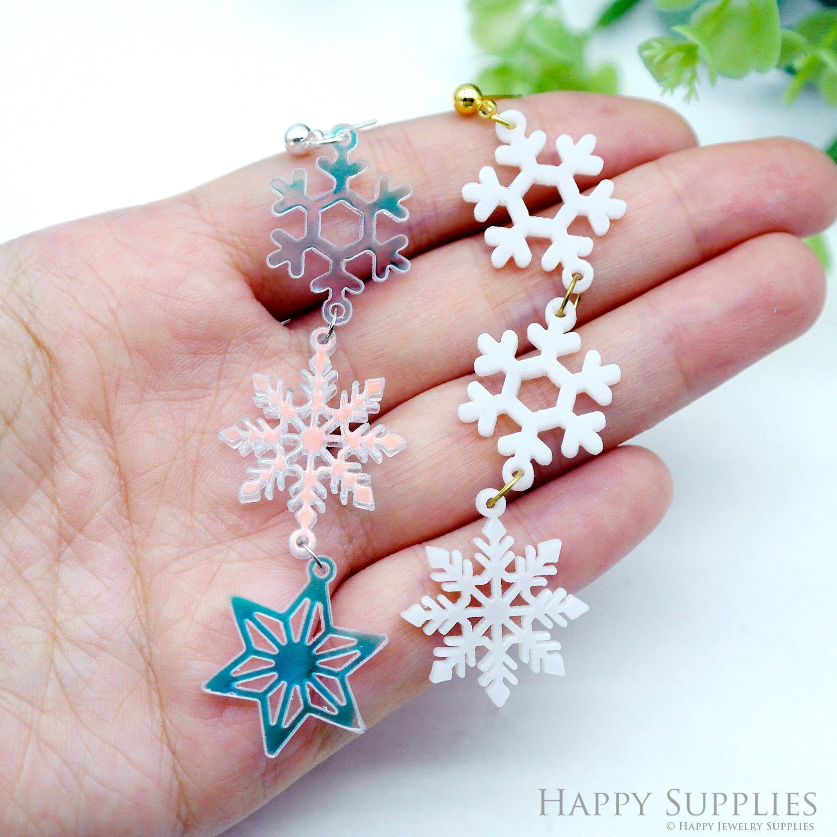 Yodoinky 20pcs Christmas Snowflake Nail Charms, Silver Snowflake Charms for Acrylic Nails,3D Alloy Snowflake Nail Charms for Women DIY Winter Christmas Nails