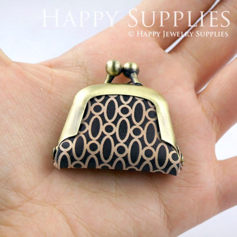 QB037 1pcs Handmade Tiny Antique Bronze Photo Leather Purse Pendant Charm