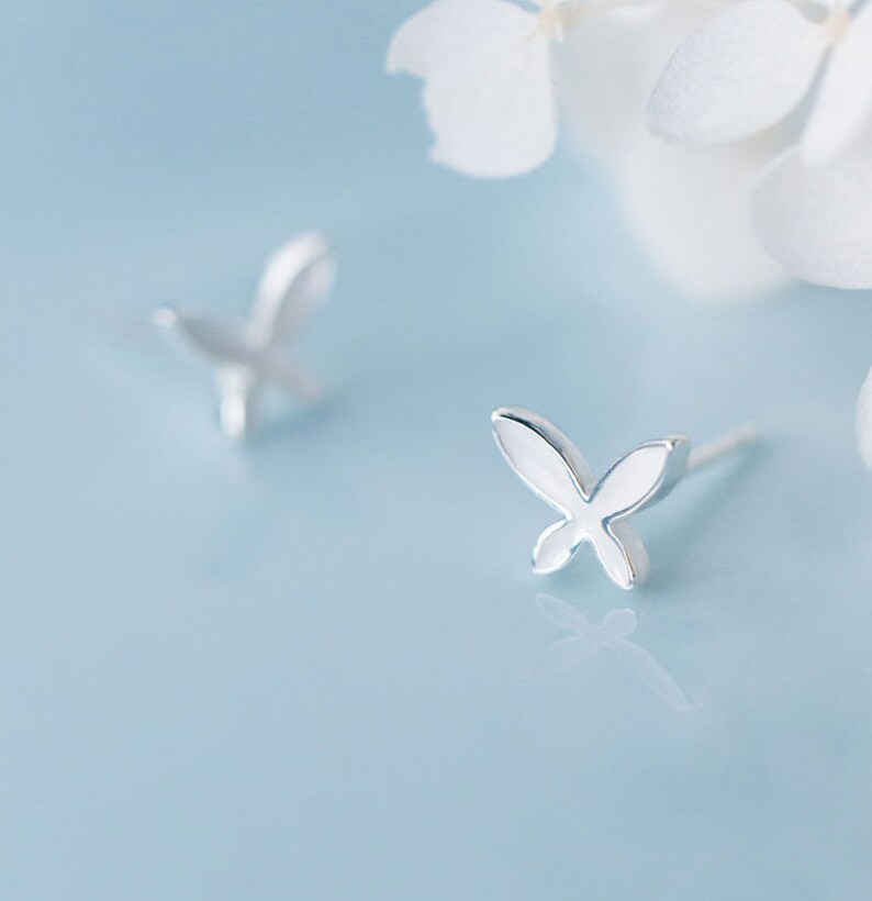 Stud Earrings,Sterling Silver Stud Earrings,Tiny Stud Earrings,Minimalist Earrings,Earrings Studs,Earring Findings,Butterfly Earrings ZE392