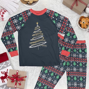 Christmas Family Pajama Set, Matching Holiday PJs, Parent Child Xmas Sleepwear, Cozy Family Jammies, Christmas Eve Gift Outfit