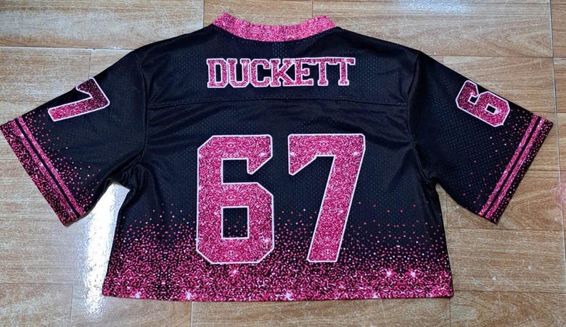 Camiseta corta con purpurina verde azulado personalizada para mujer, con nombre y número de equipo personalizados, camiseta de fútbol brillante para animadoras, atuendo de concierto para mujer imagen 3