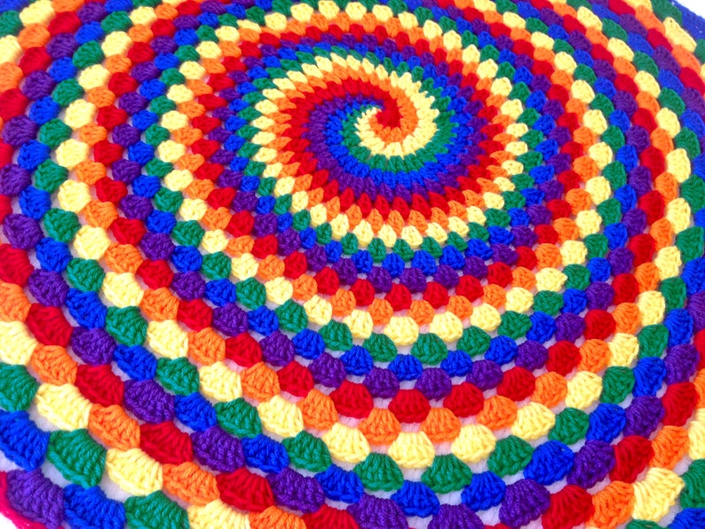 PDF Pattern for Rainbow Spiral Granny Blanket image 1