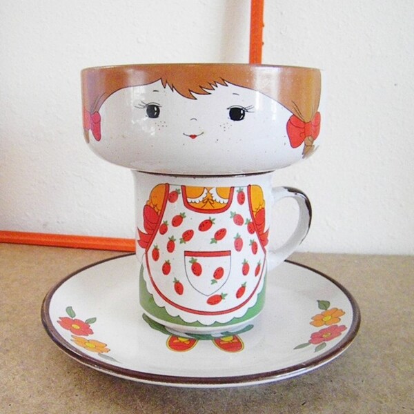 vintage stackable girl dish set