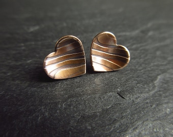 Bronze heart shape stud earrings, wavy line pattern studs, 8th 19th wedding anniversary gift for wife, romantic birthday present