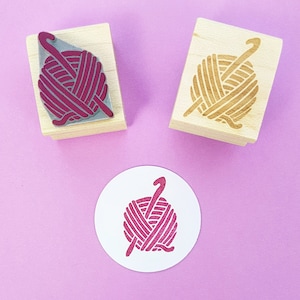 Skull & Cross Buns Artisan Rubber Stamp - Yarn & Needles Skull & Cross Buns Artisan Rubber Stamp - Yarn & Needles