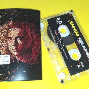 EMINEM - RELAPSE Cassette tapes