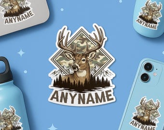 Pegatina personalizada con nombre y estampado de camuflaje de ciervo para caza, calcomanía de vinilo personalizada para cazador de ciervos, pegatina impermeable para exteriores con temática de vida silvestre, ideal para botellas de agua y computadoras portátiles.