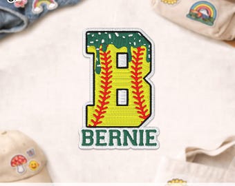 Parche personalizado con inicial de softbol en letras grandes, parche personalizado con nombre de jugador de equipo de béisbol/softbol con diseño de goteo de helado para ropa y sombreros.